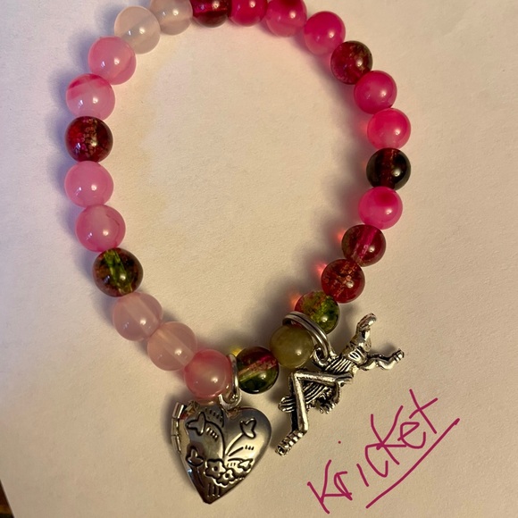 Thee Perfect Bracelet for a Little Princess in Your Life 👸 - Picture 2 of 3